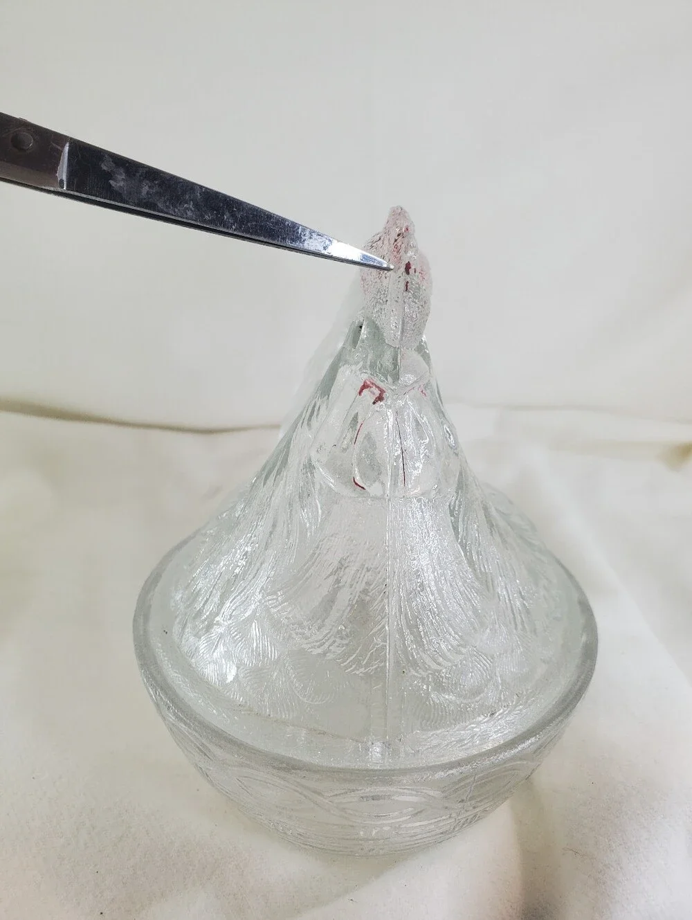 Westmoreland 1950s Glass Rooster on Nest Dish.